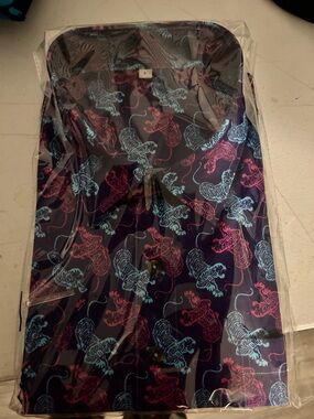 Casual Button-Down Shirt in Navy with Pink & Light Blue Tiger Jerry Garcia